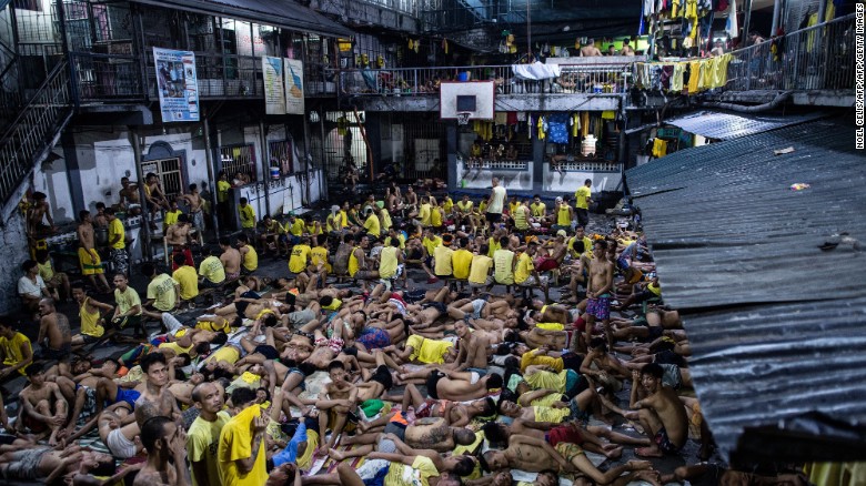 劣悪な環境で有名なフィリピン刑務所　⇑画像はQueson City Jail